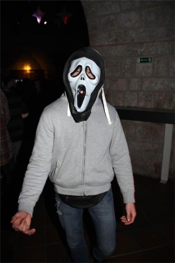 Maskare Revelin 0