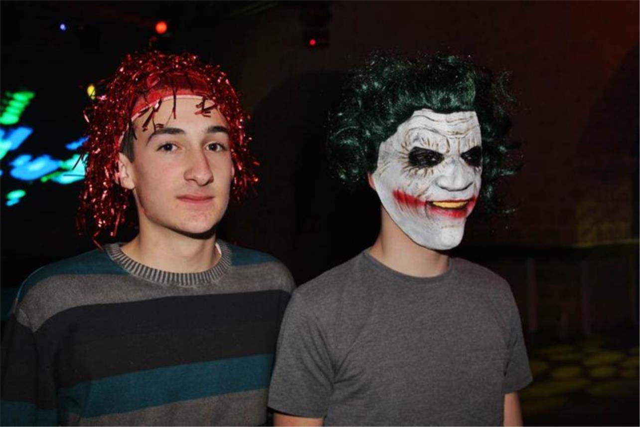 Maskare Revelin 0