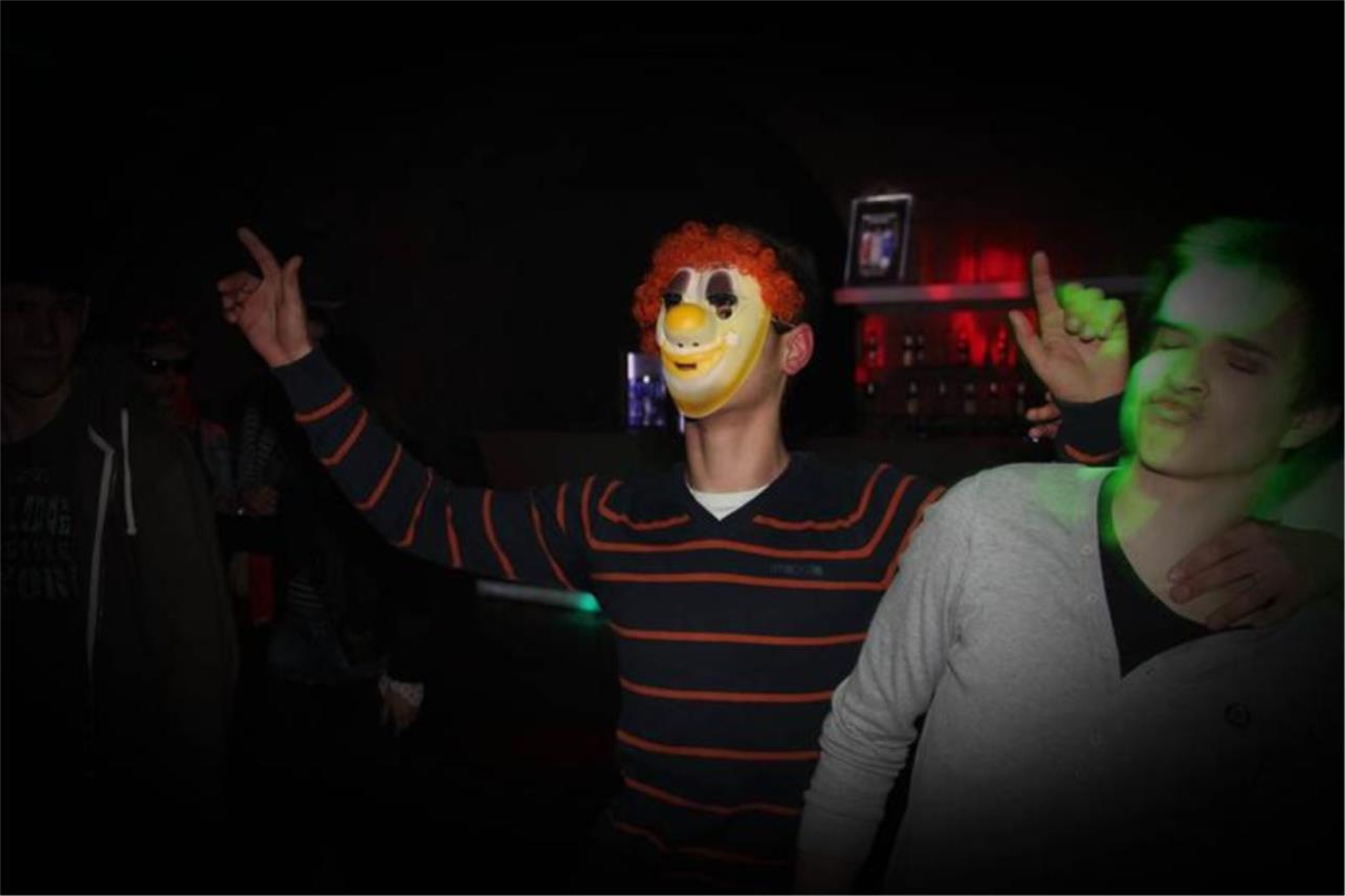 Maskare Revelin 0