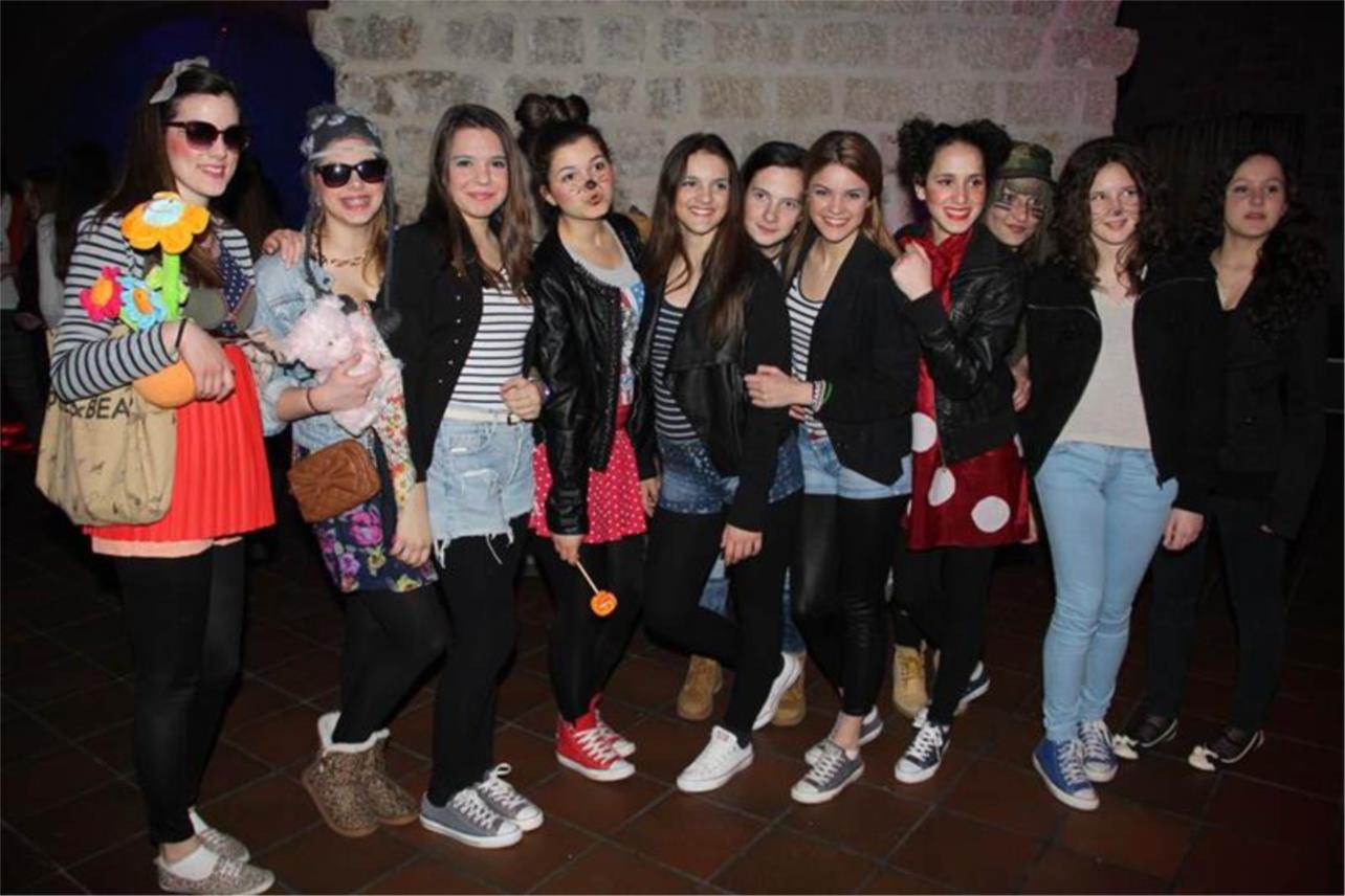 Maskare Revelin 0
