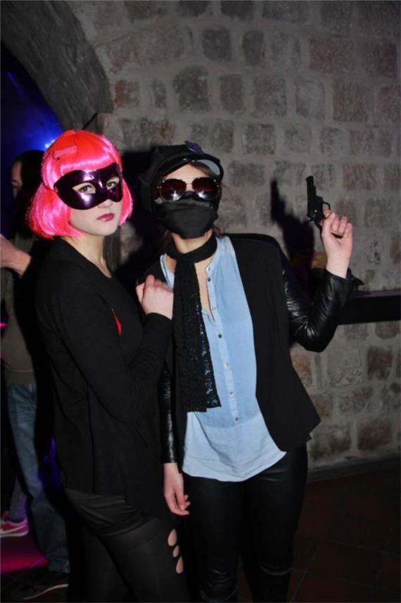 Maskare Revelin 0