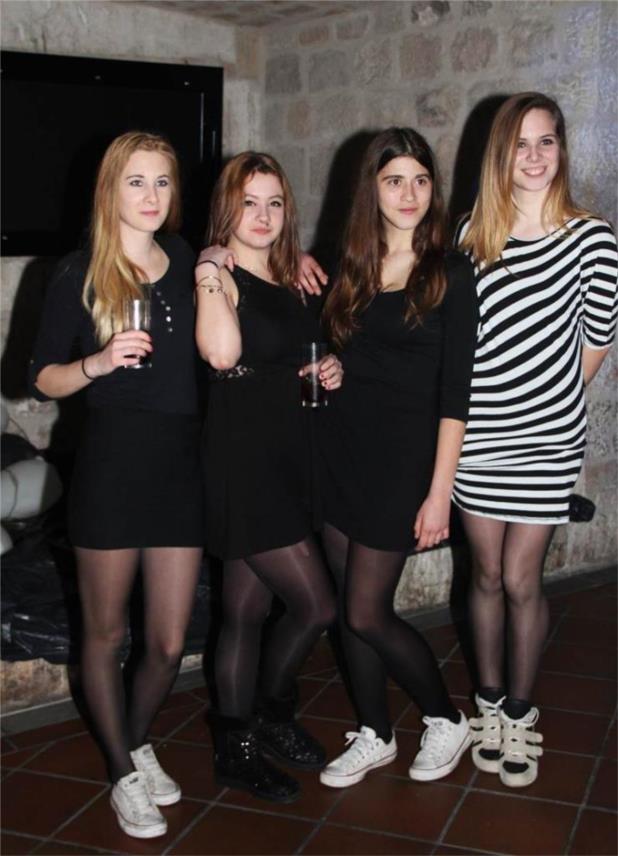 Maskare Revelin 0