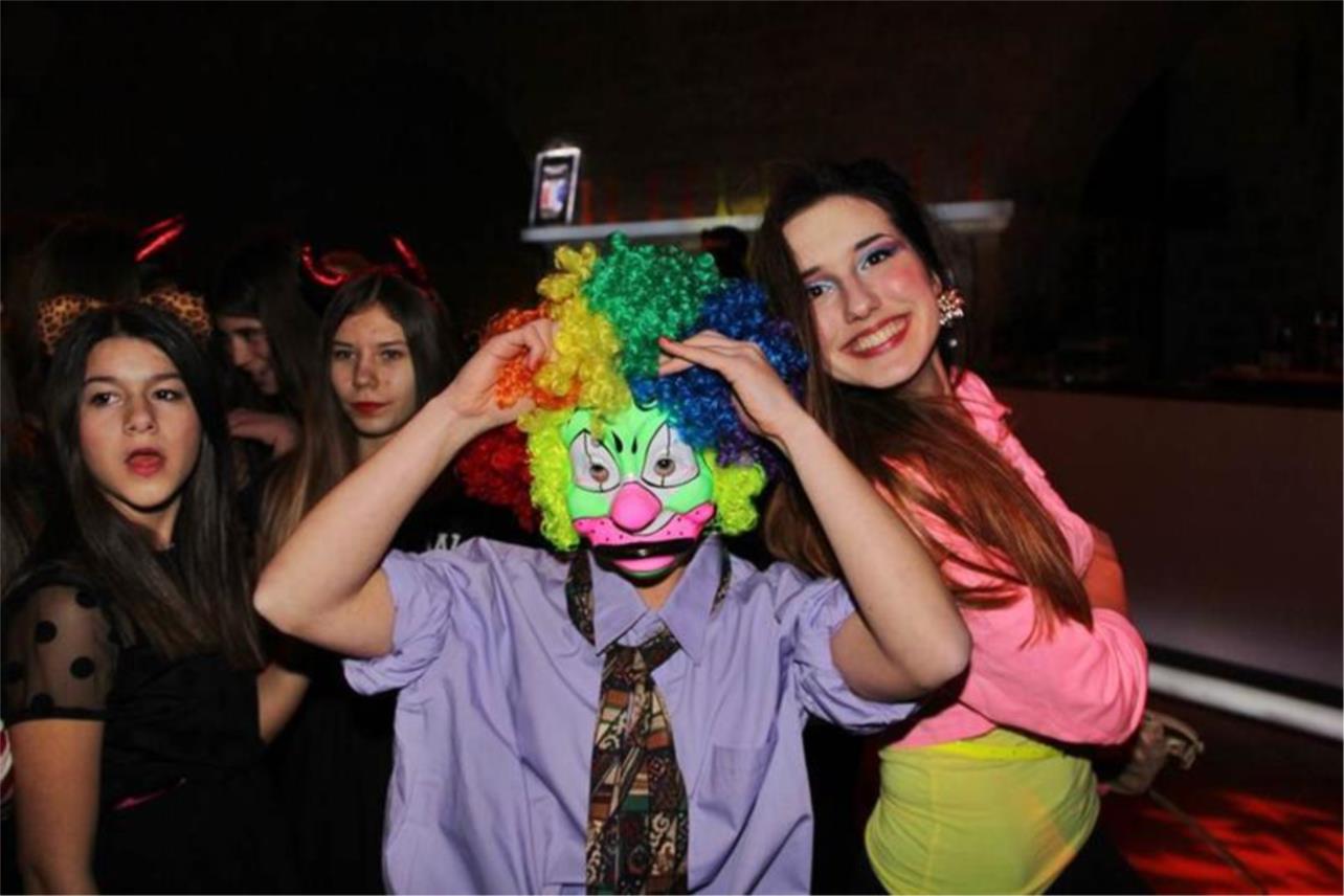 Maskare Revelin 0
