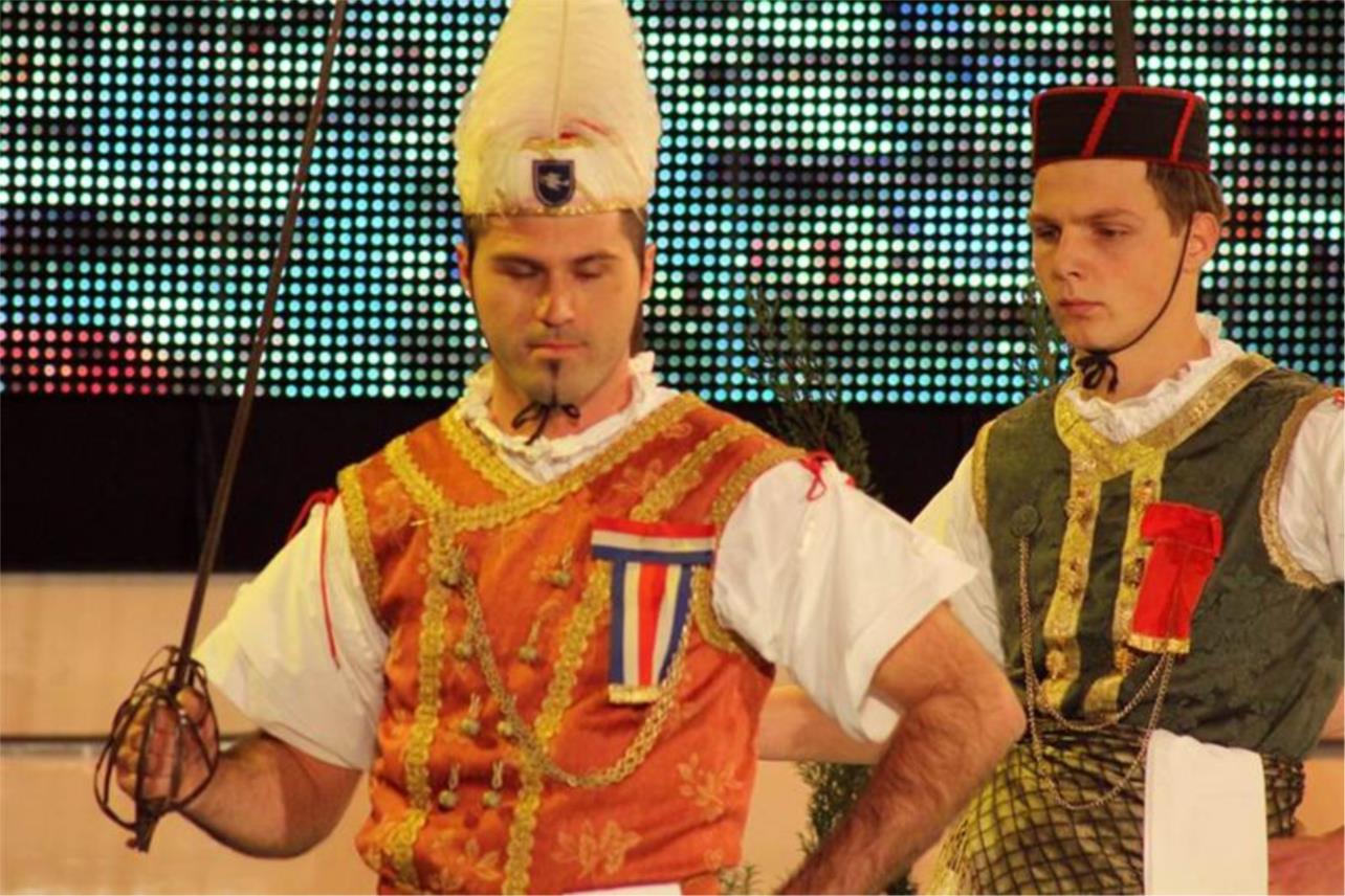 Lijepom našom  0