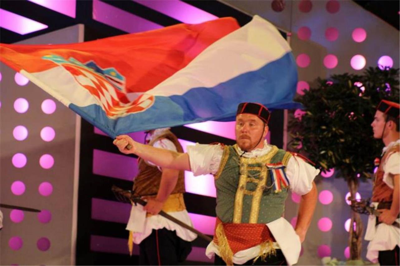 Lijepom našom  0