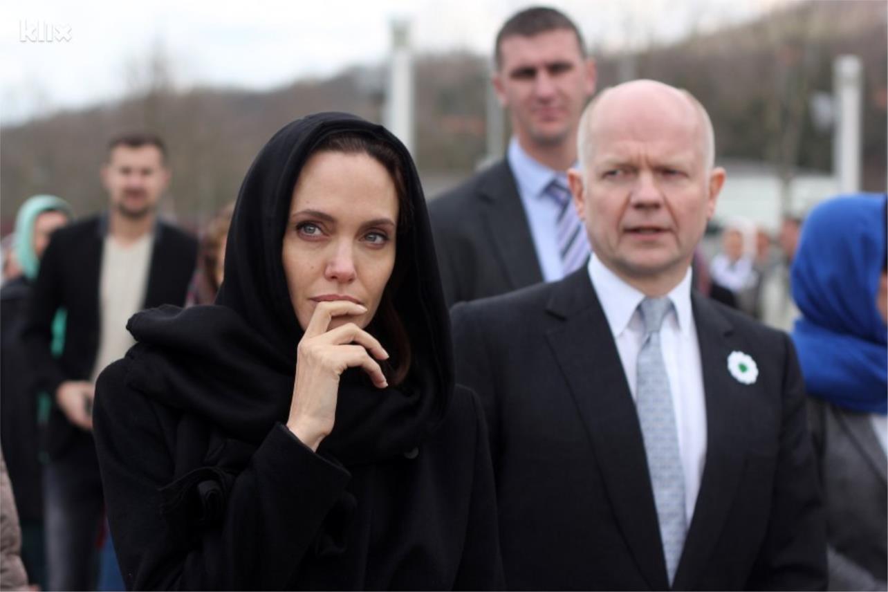 ANGELINA JOLIE