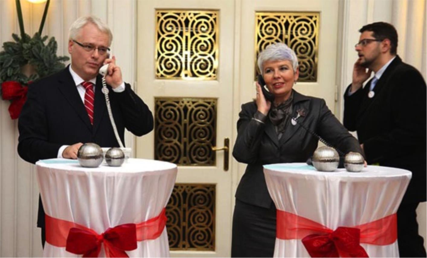 kosor_josipovic_naslovna-221210_in60.jpg