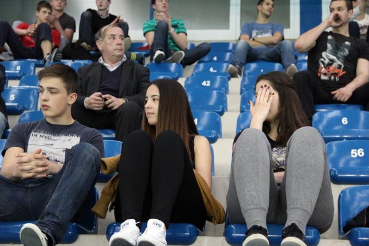 Jug-Mladost  0