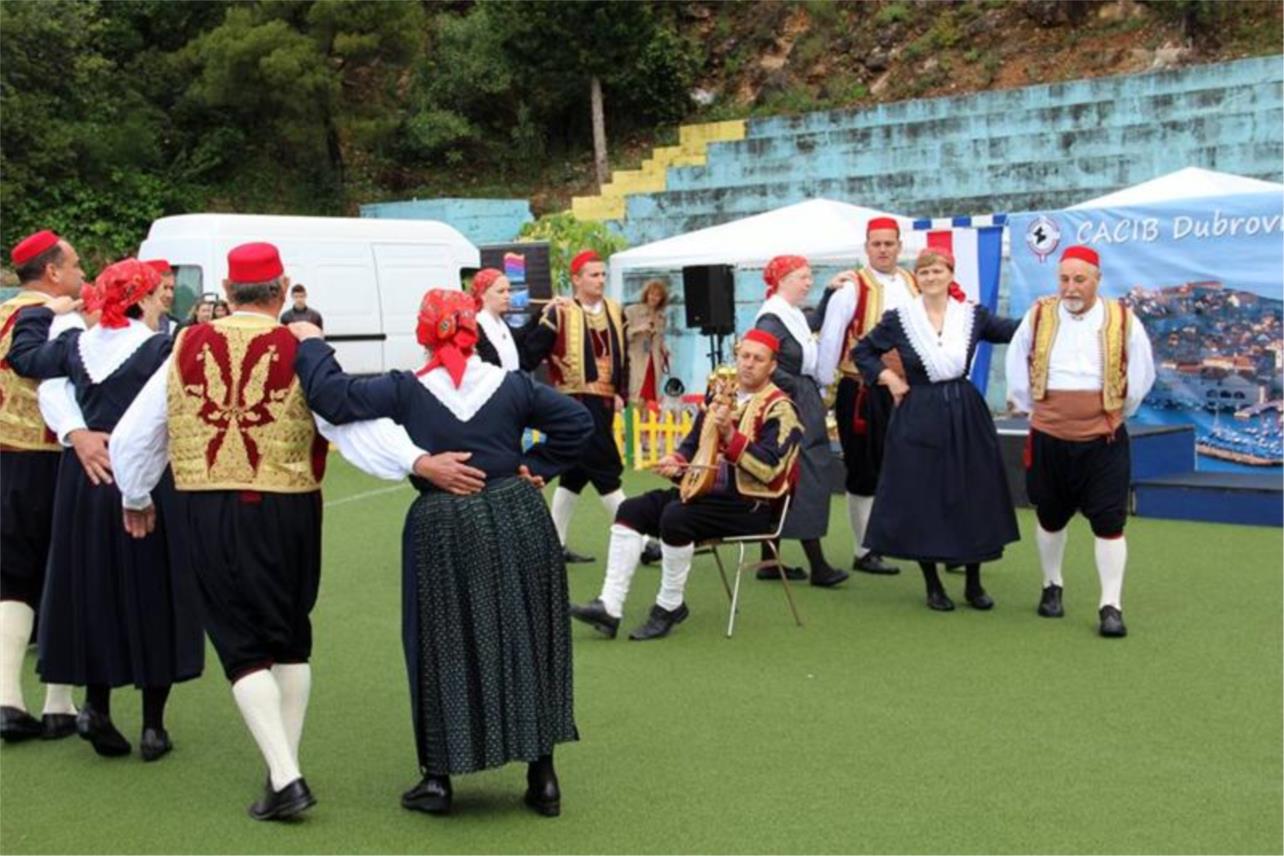 Izlozba pasa_Gospino polje 0