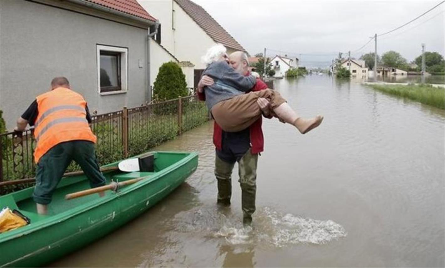 Poplave lazne fotografije 0