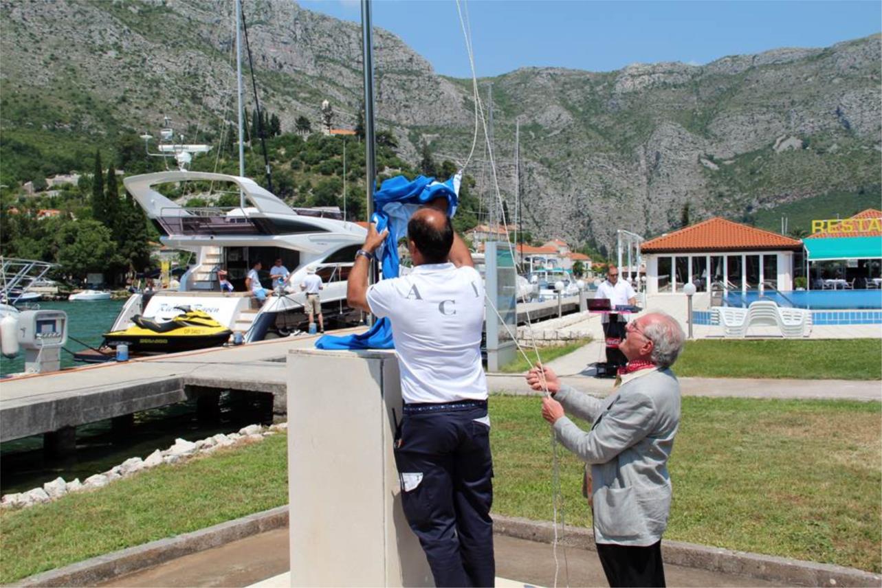 Aci marina Plava zastava