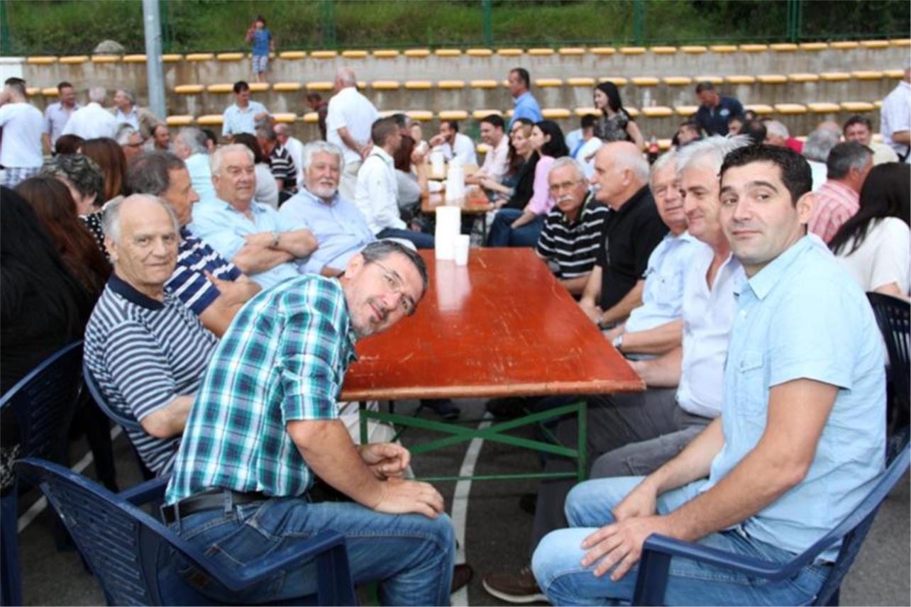 HDZ Slano  0