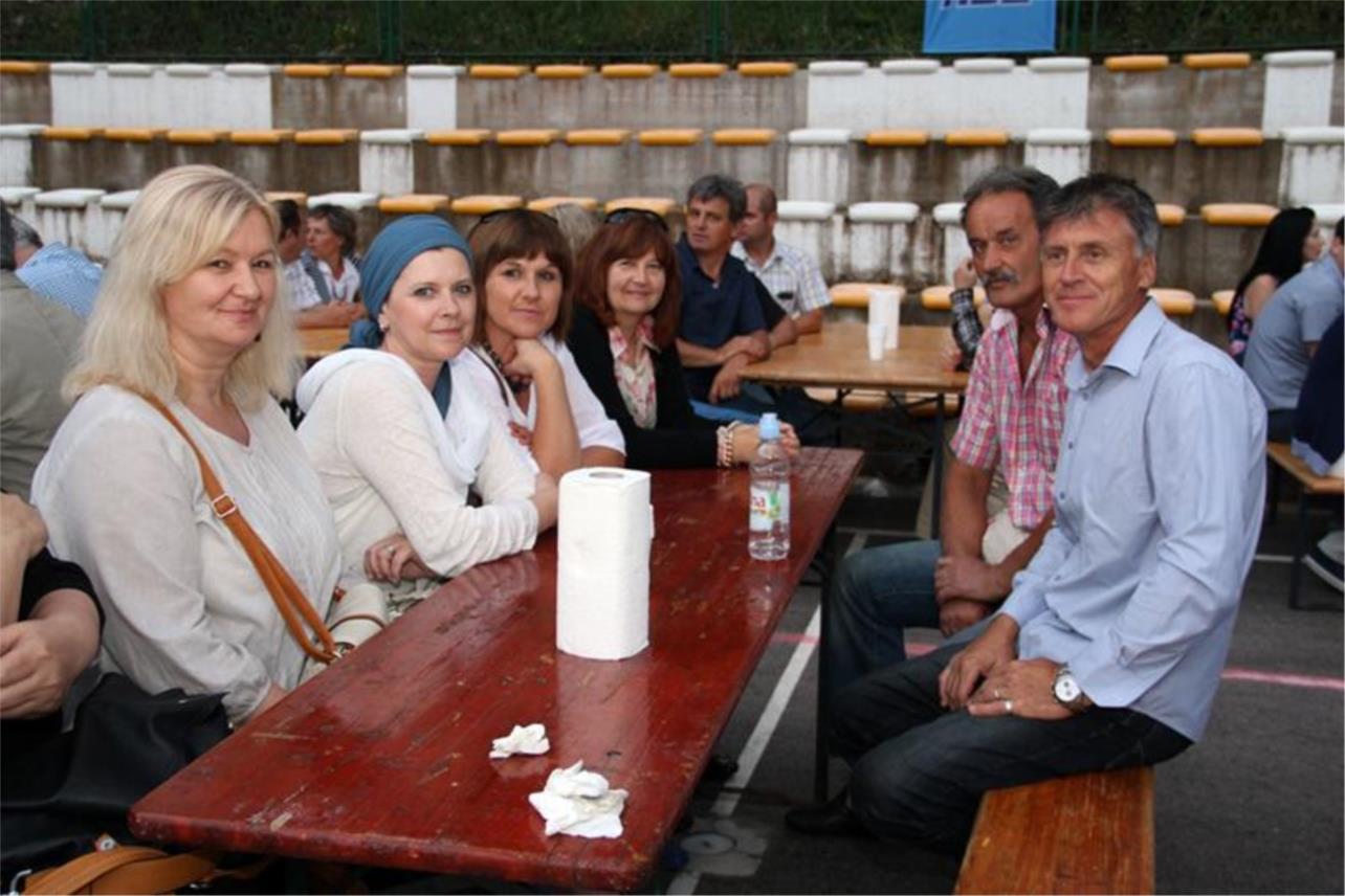 HDZ Slano  0