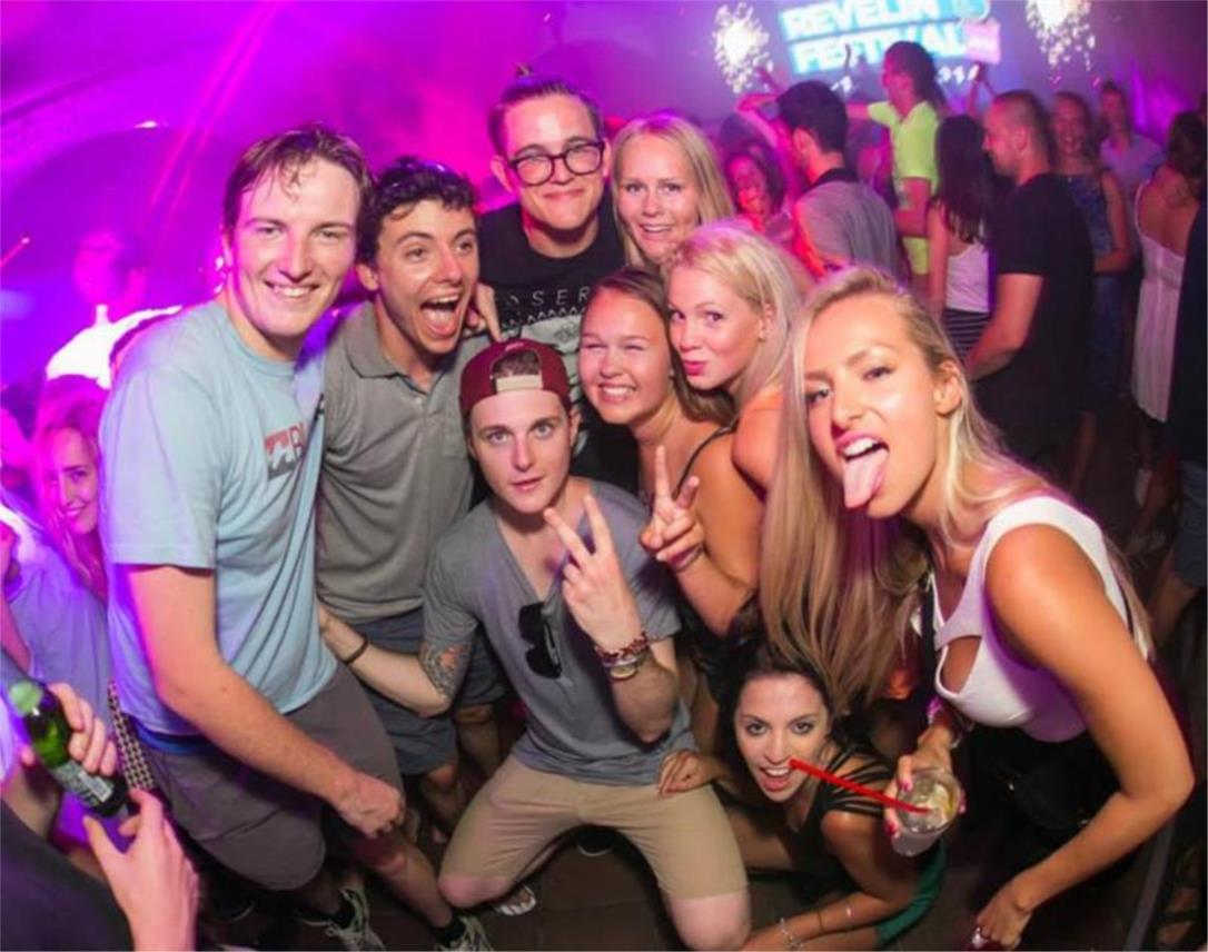 La Fiesta 0