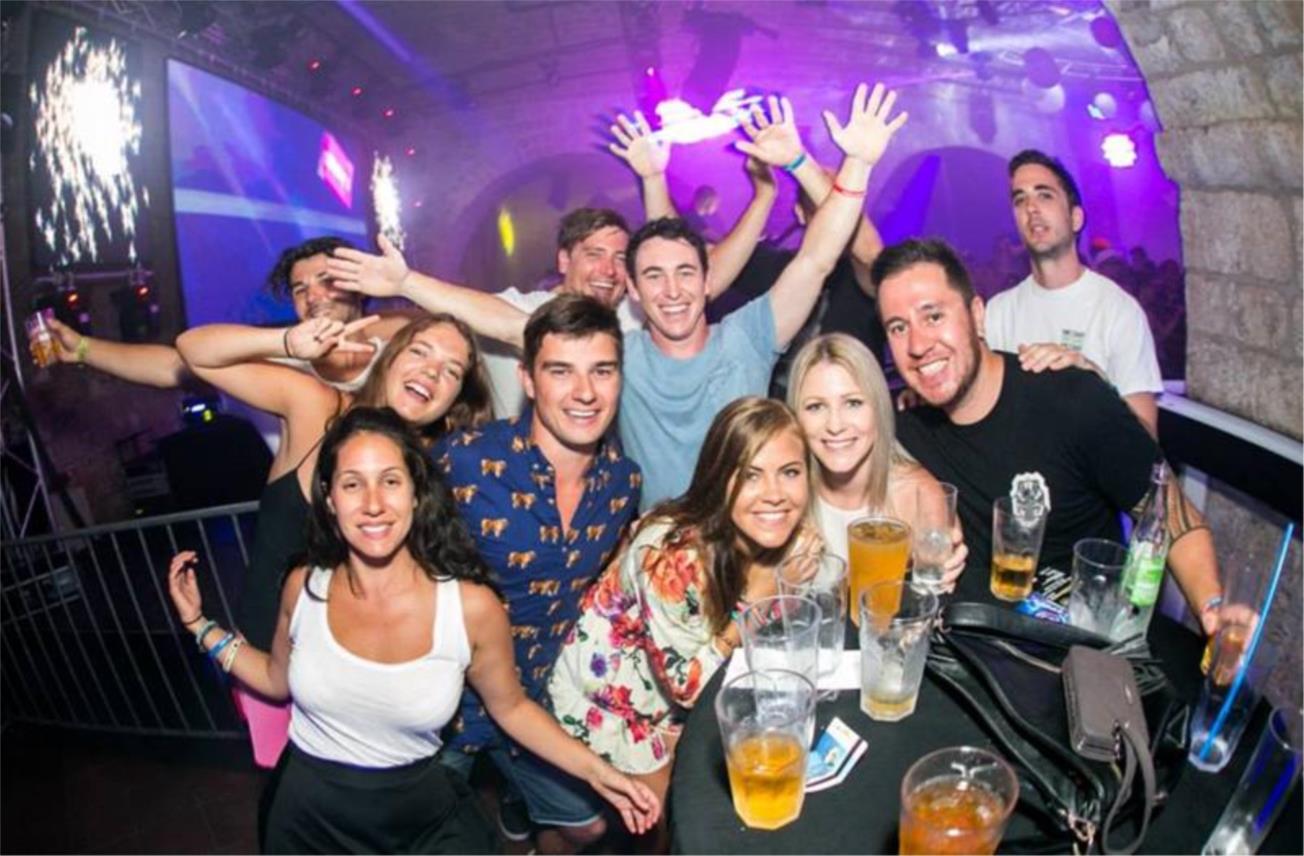 La Fiesta 0