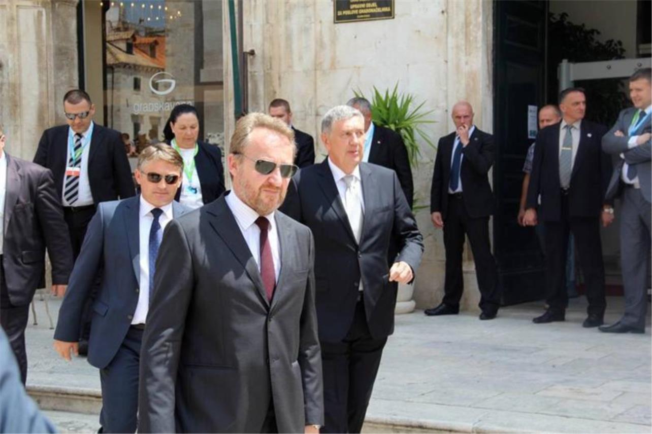 Bakir Izetbegovic 0