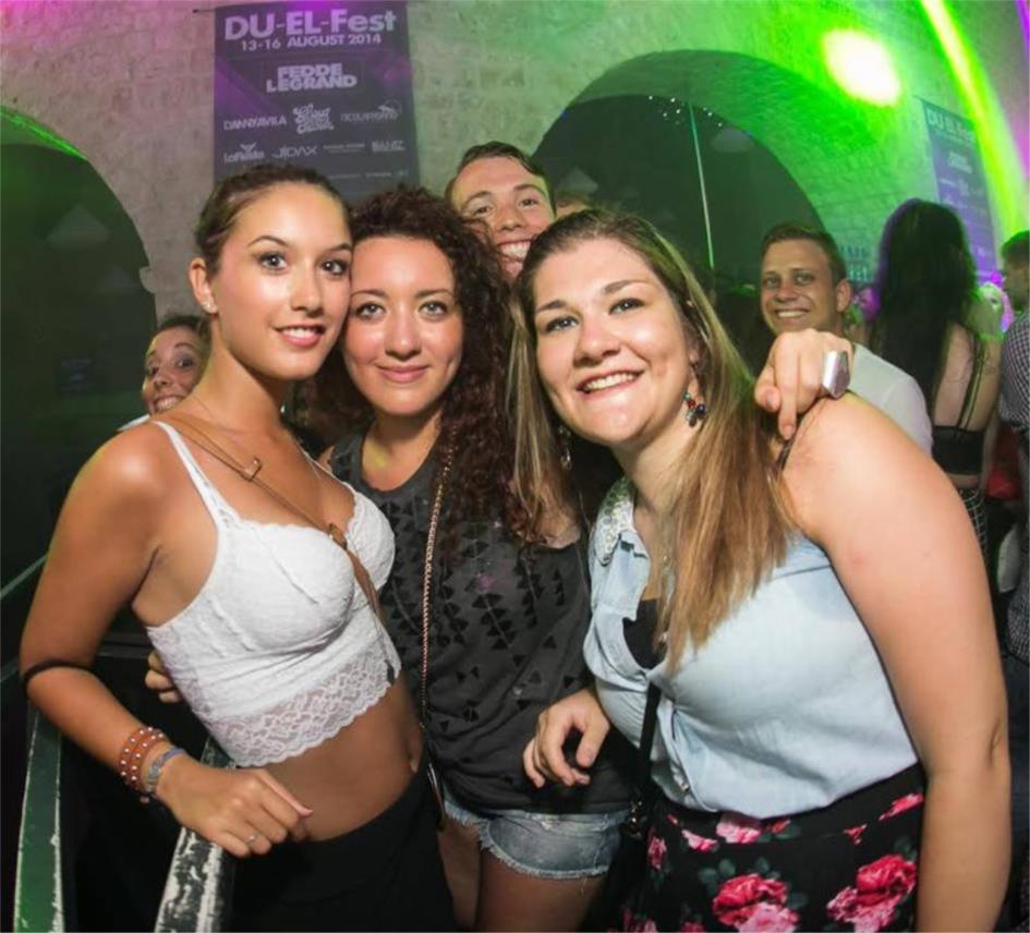 DJ Lia 0