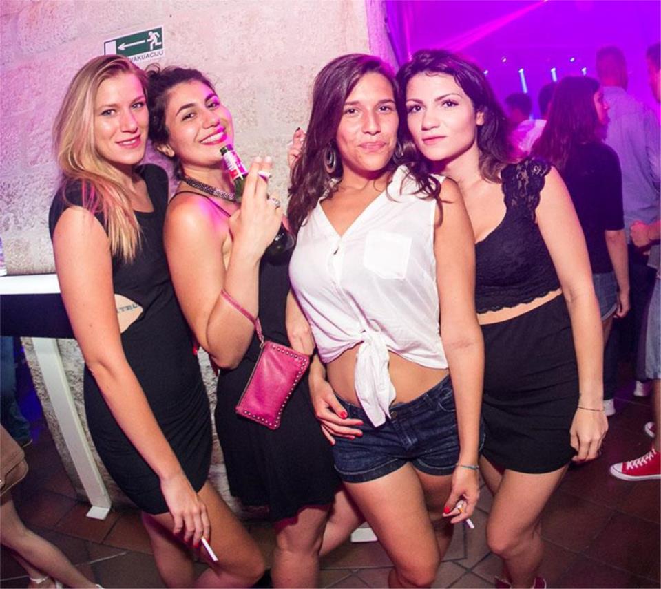 La Fiesta 0