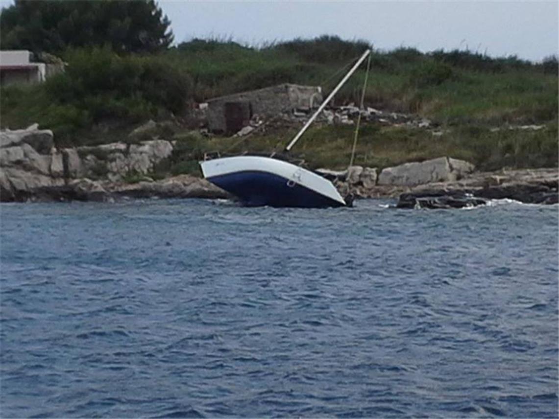 Jedrilica Supetar  0