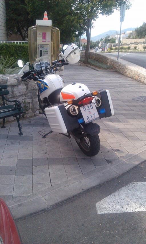 Policija parkiranje