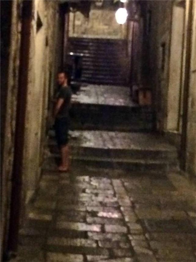 Uriniranje Dubrovnik  0
