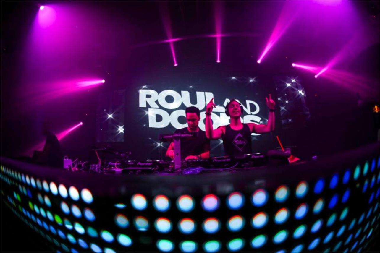 Roul and Doors 0