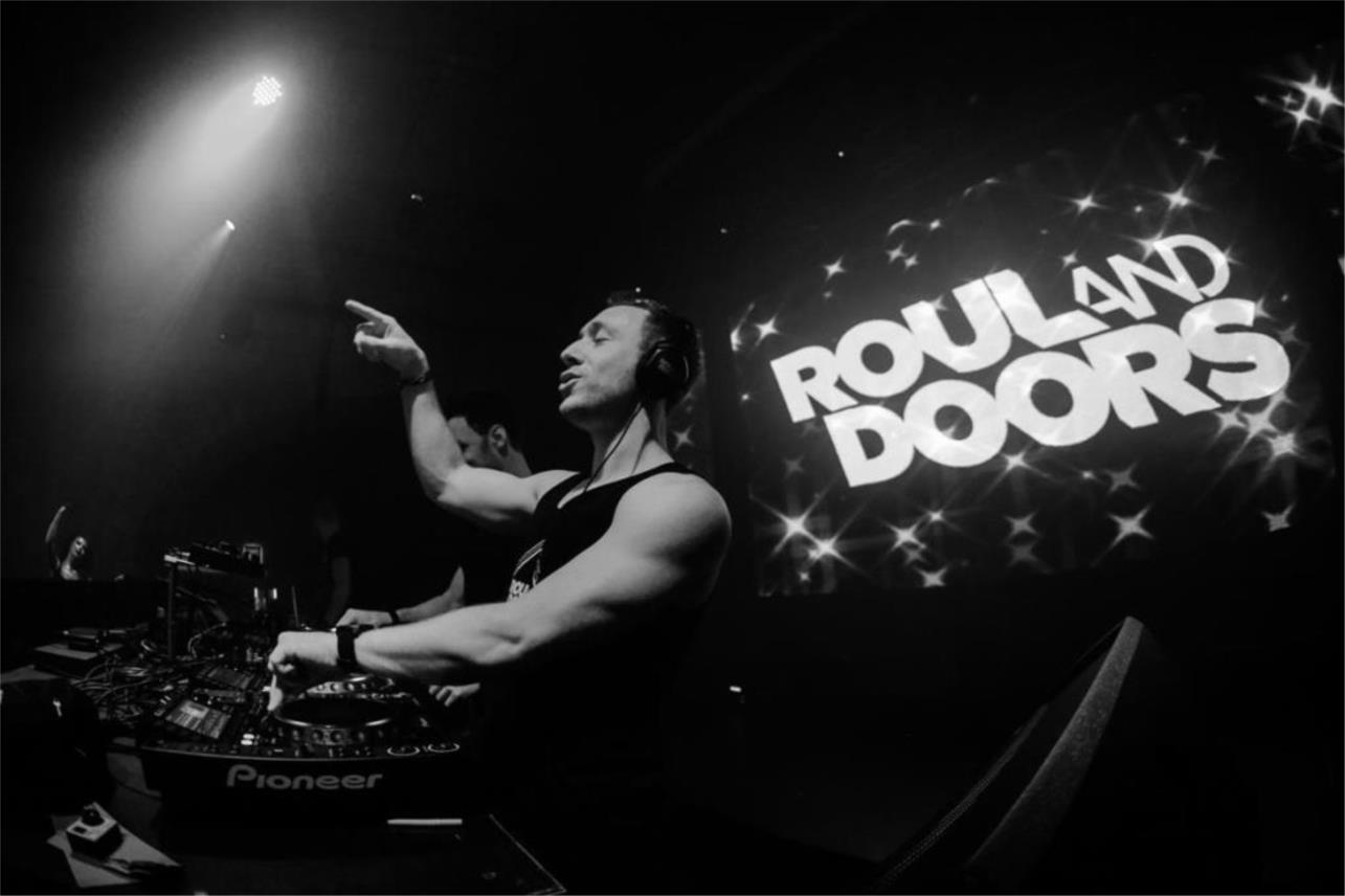 Roul and Doors 0