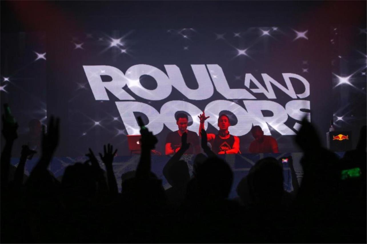 Roul and Doors 0