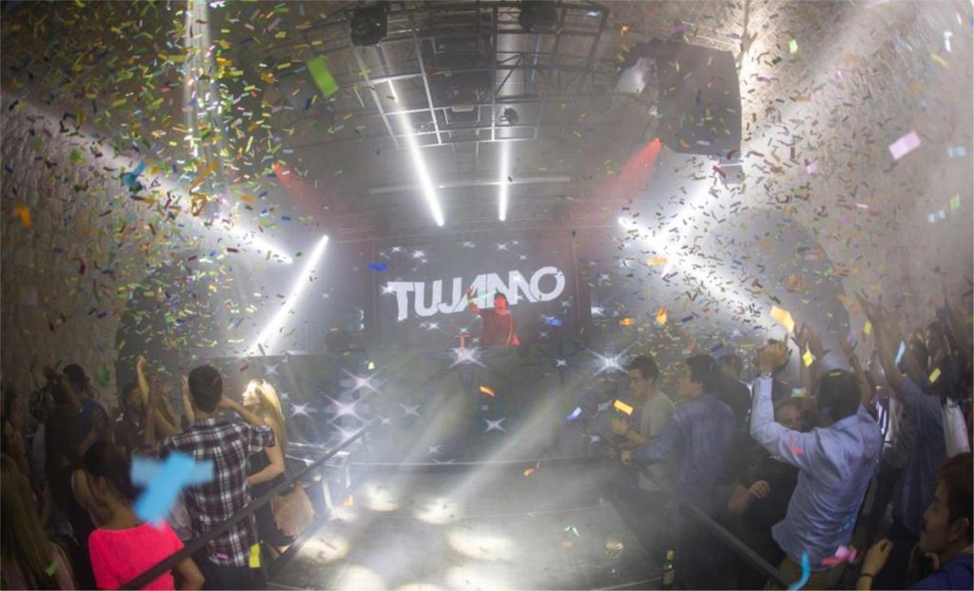Tujamo Revelin  0