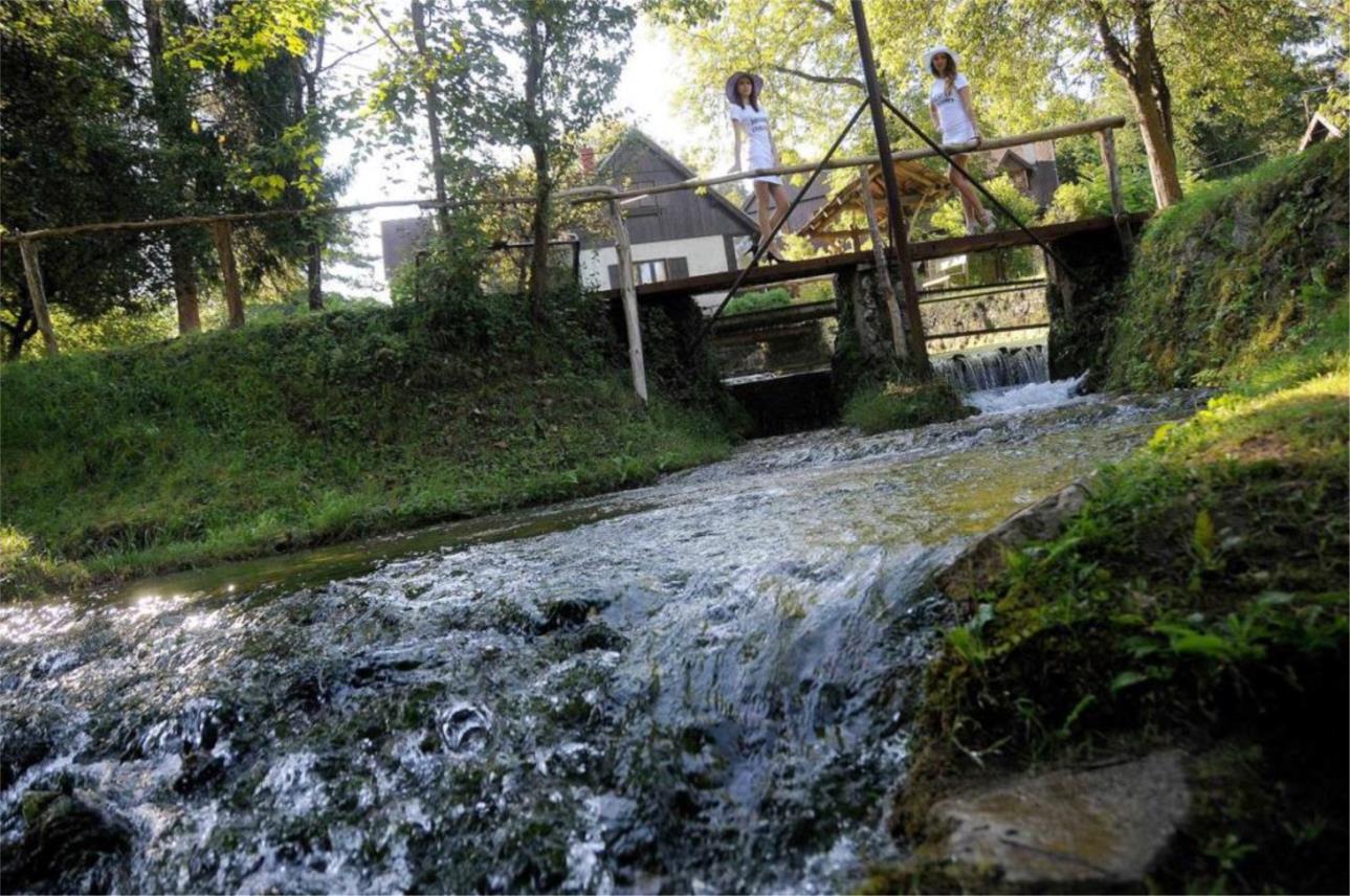 Modni izazovi-Slunj 0