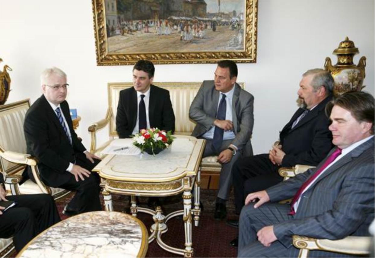 josipovic_konzultacije4-110311.jpg