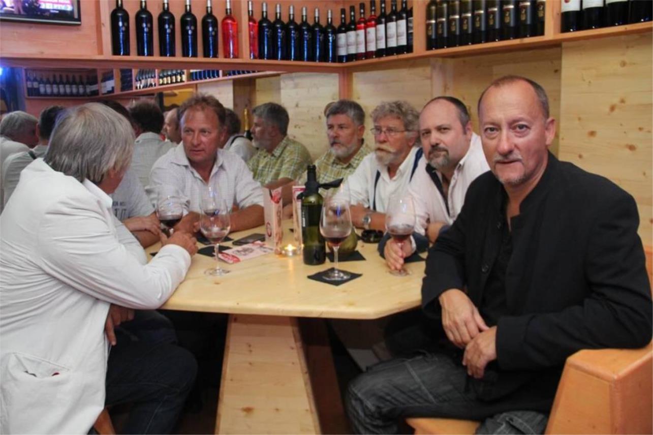 Dionysus wine bar 0