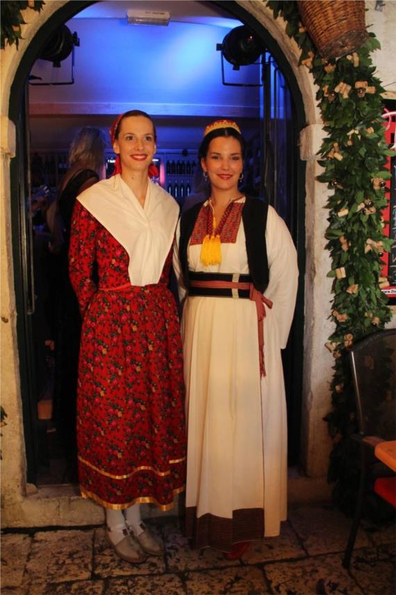 Dionysus wine bar 0