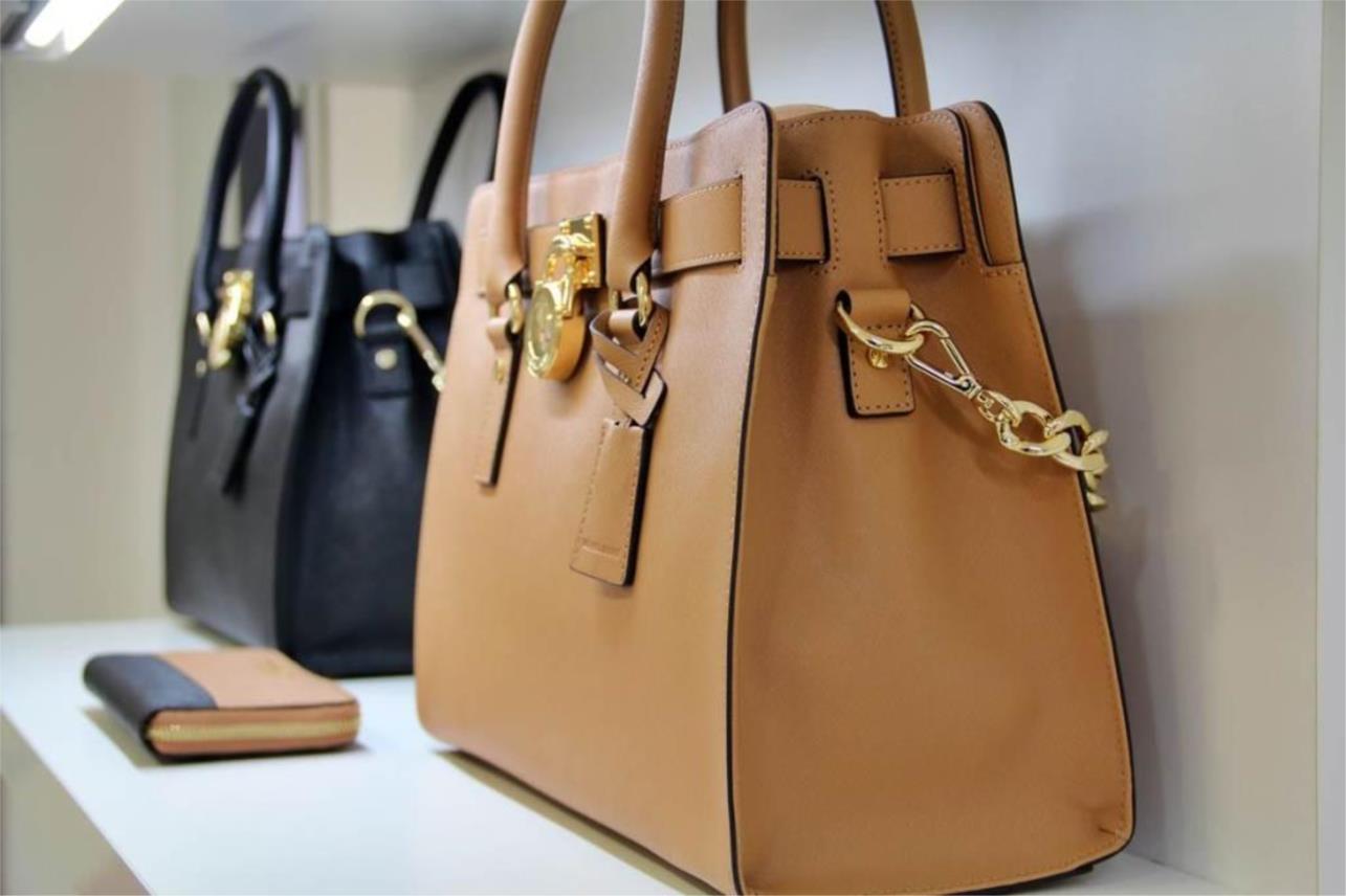 Michael Kors  0