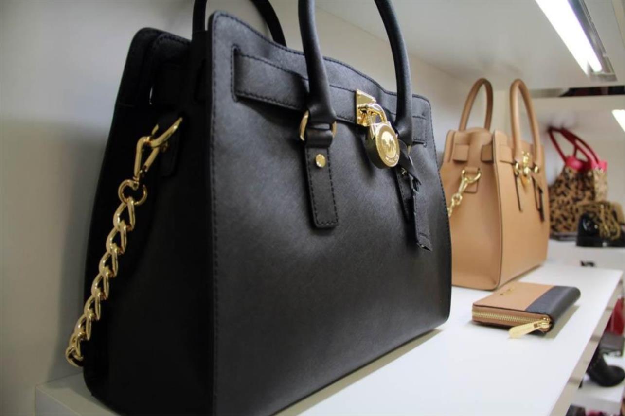 Michael Kors  0
