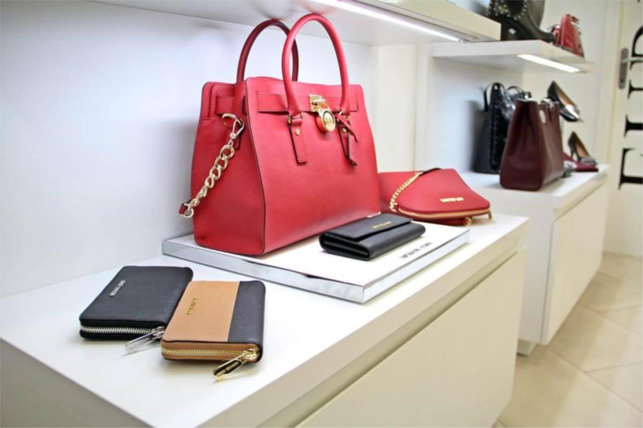 Michael Kors  0