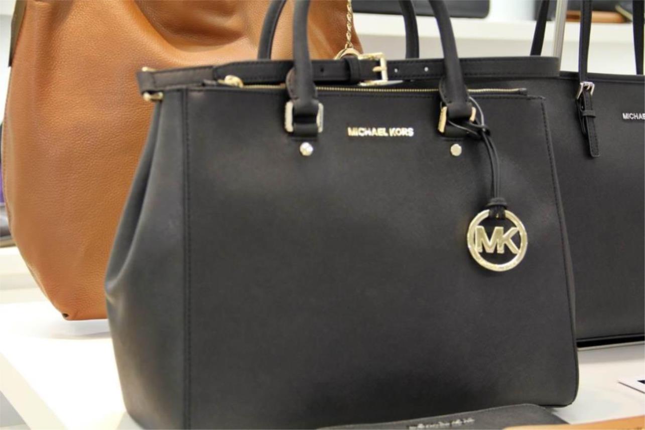 Michael Kors  0