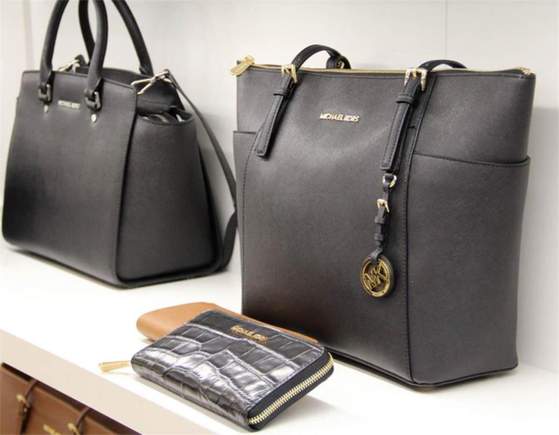 Michael Kors  0