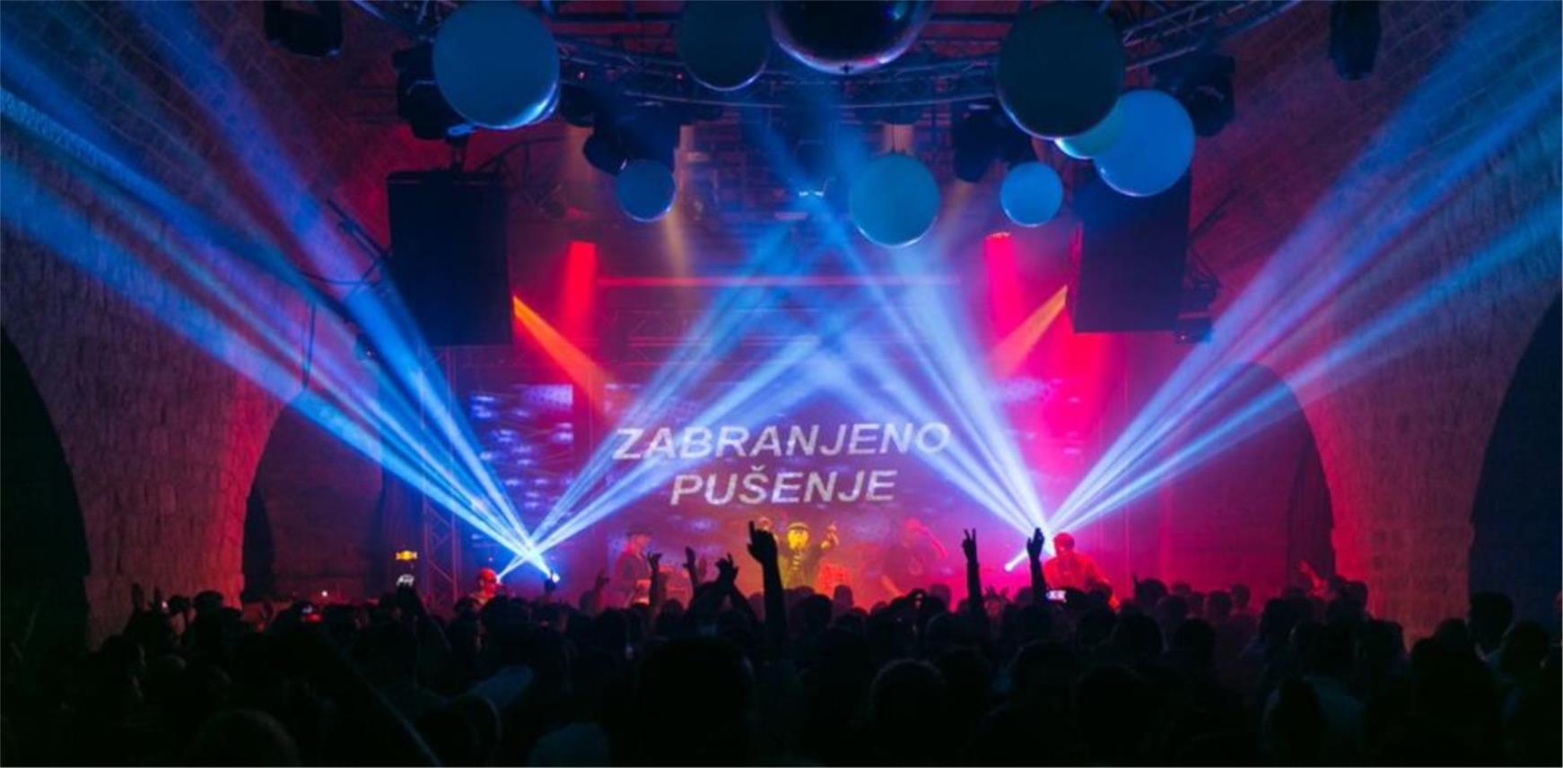 Zabranjeno pušenje-Revelin 0