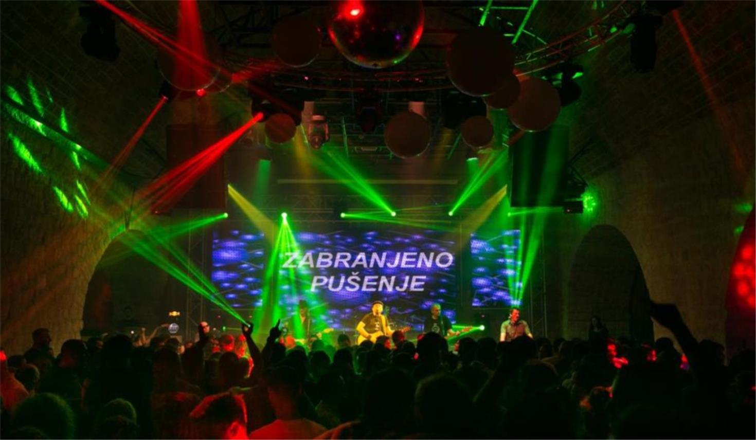 Zabranjeno pušenje-Revelin 0