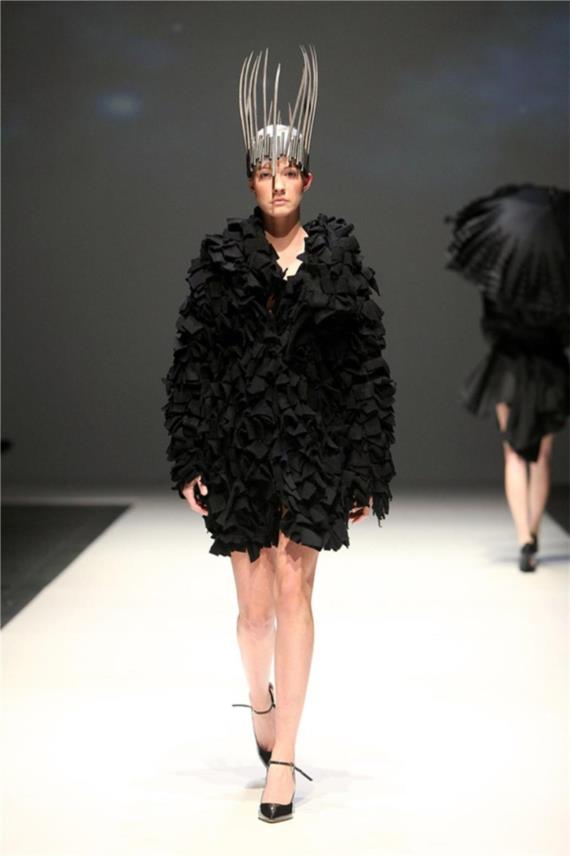 Fashion Week  0
