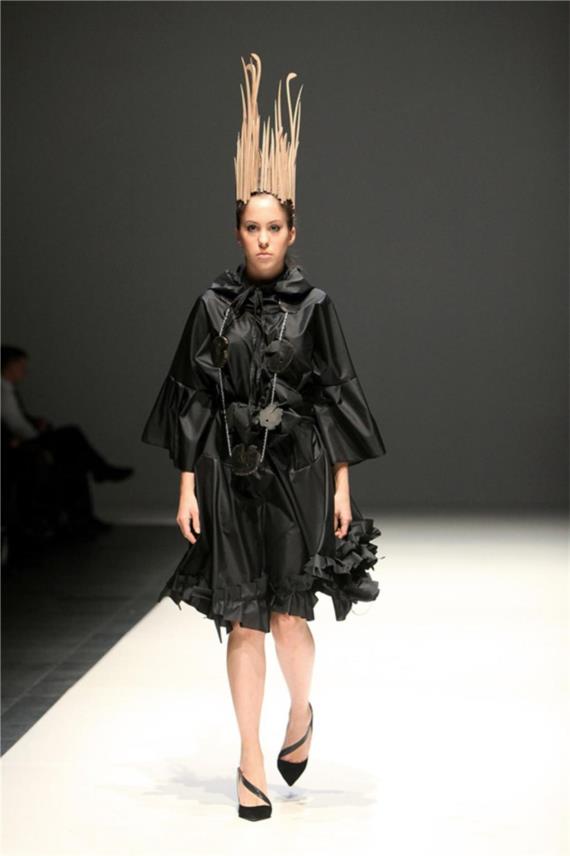 Fashion Week  0