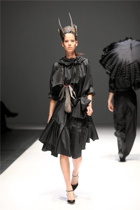 Fashion Week  0
