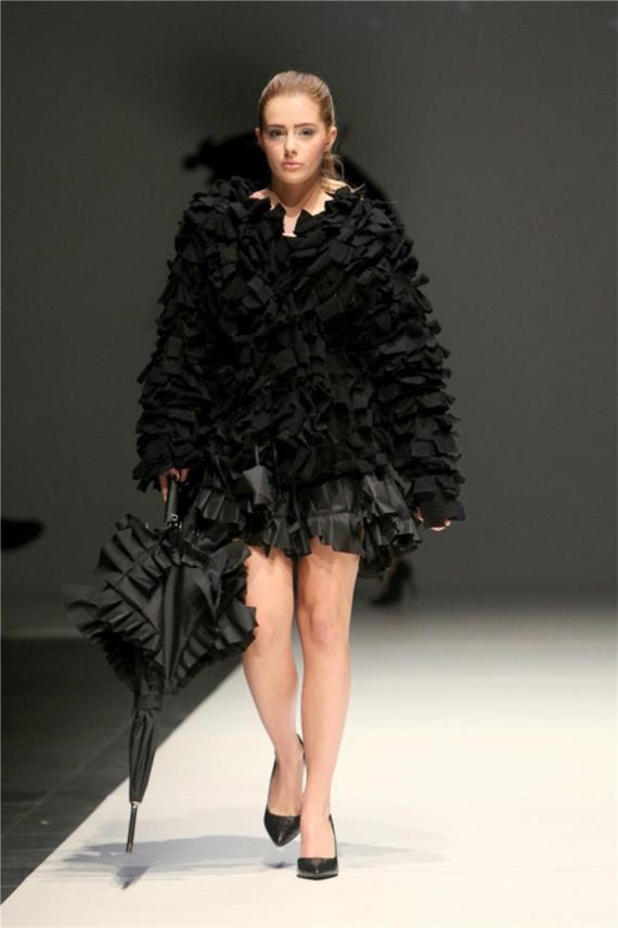 Fashion Week  0