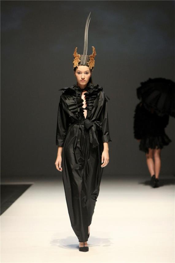 Fashion Week  0