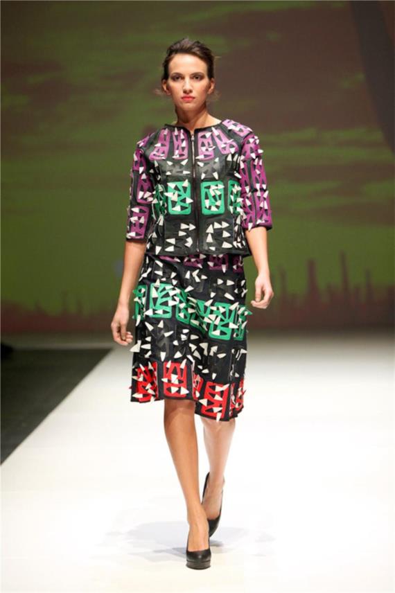 Fashion Week  0