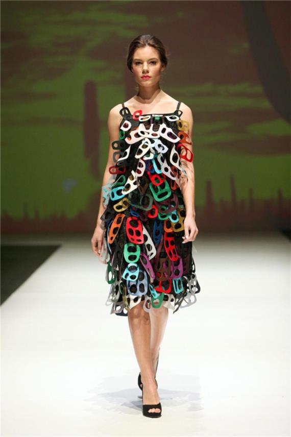 Fashion Week  0