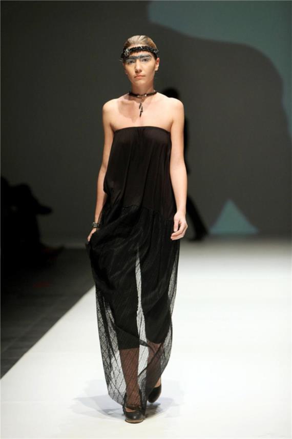 Fashion Week  0