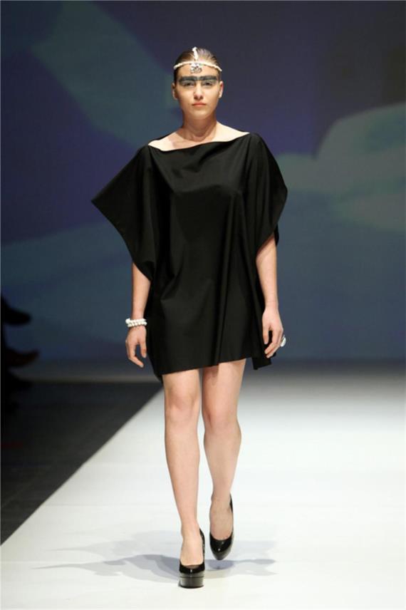Fashion Week  0
