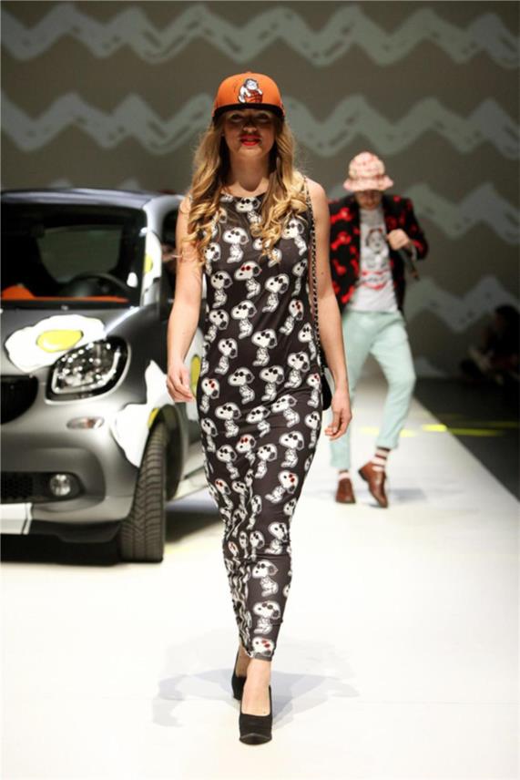 Fashion Week  0